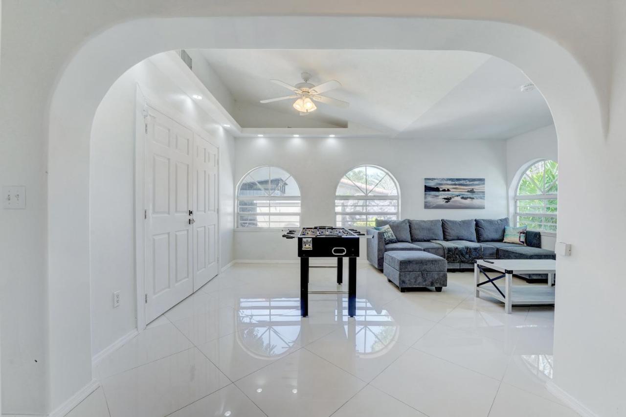 Luxury Tropical Oasis! Huge Saltwater Pool! 1 Mile To Beach! Villa Fort Lauderdale Exterior foto